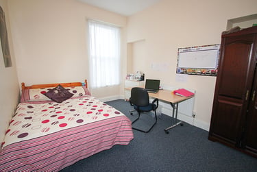 3 bed flat, Southern Terrace, Mutley, Plymouth, PL47LS - Image 4